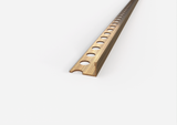 Profilo terminale e delimitazione in OTTONE per piastrelle. Barra 2.5 m