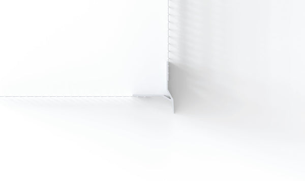 Profilo-Paraspigolo con gocciolatoio rompigoccia in pvc con rete in fibra di vetro. Barra 2.5 m